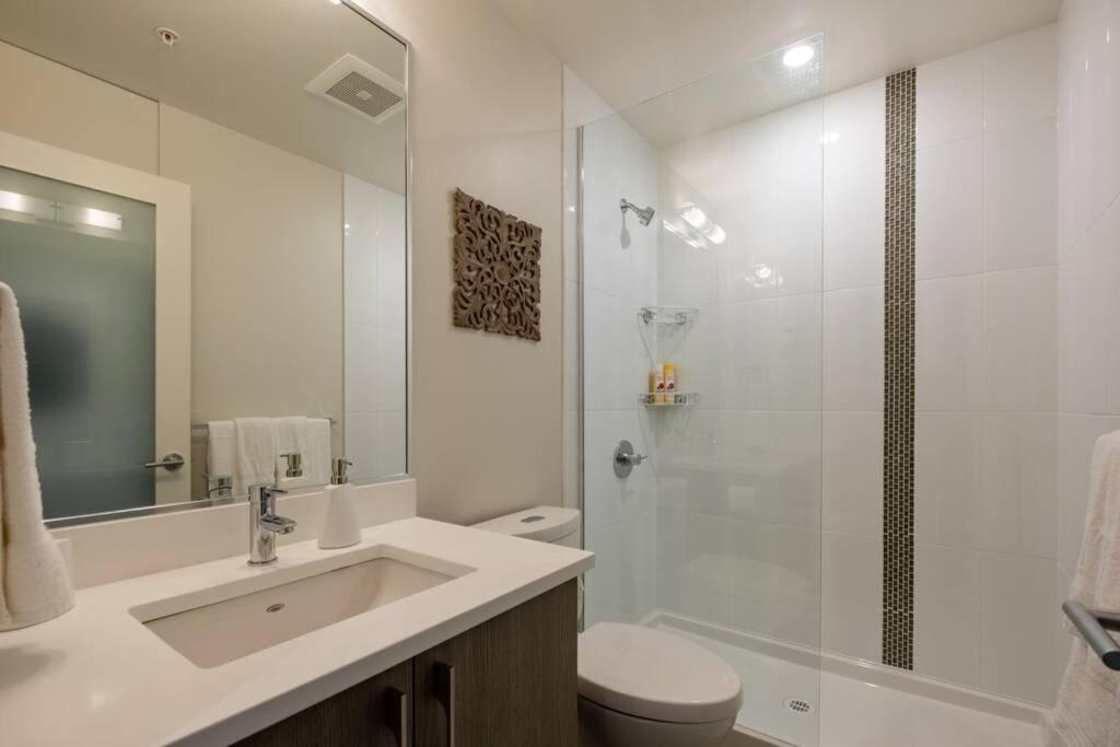 Clean 4th Floor 1 Bedroom Apt In Old Town China Town *
